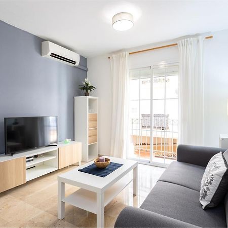 Holidays2Malaga Capuchinos French Balconies, Private Parking, Wifi & Air Con ภายนอก รูปภาพ
