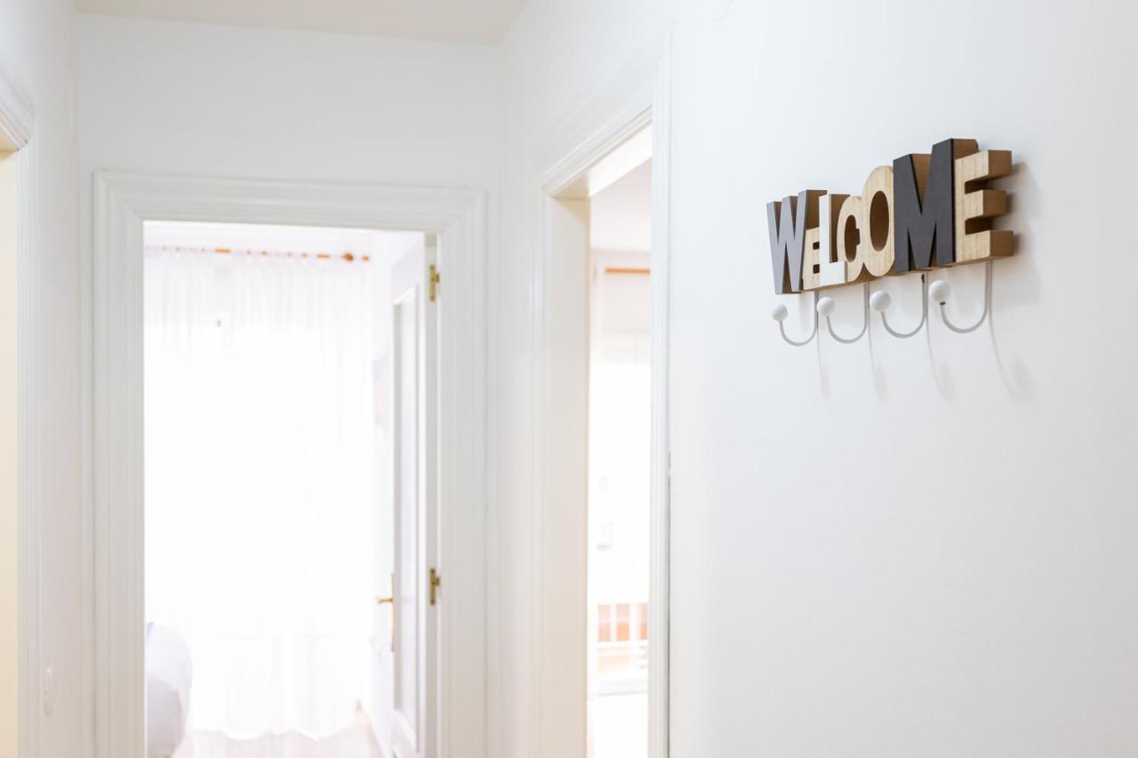 Holidays2Malaga Capuchinos French Balconies, Private Parking, Wifi & Air Con ภายนอก รูปภาพ